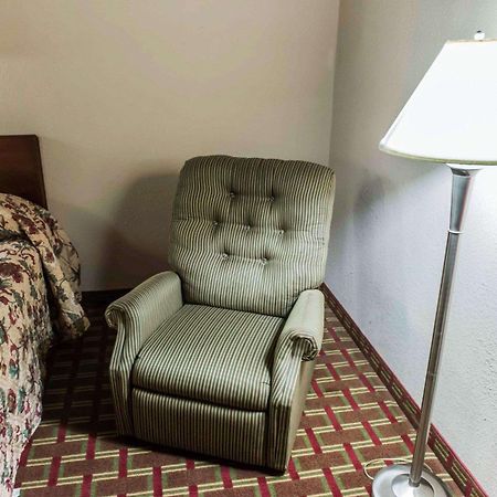 Econo Lodge Tallahassee Near Capital -University Екстериор снимка