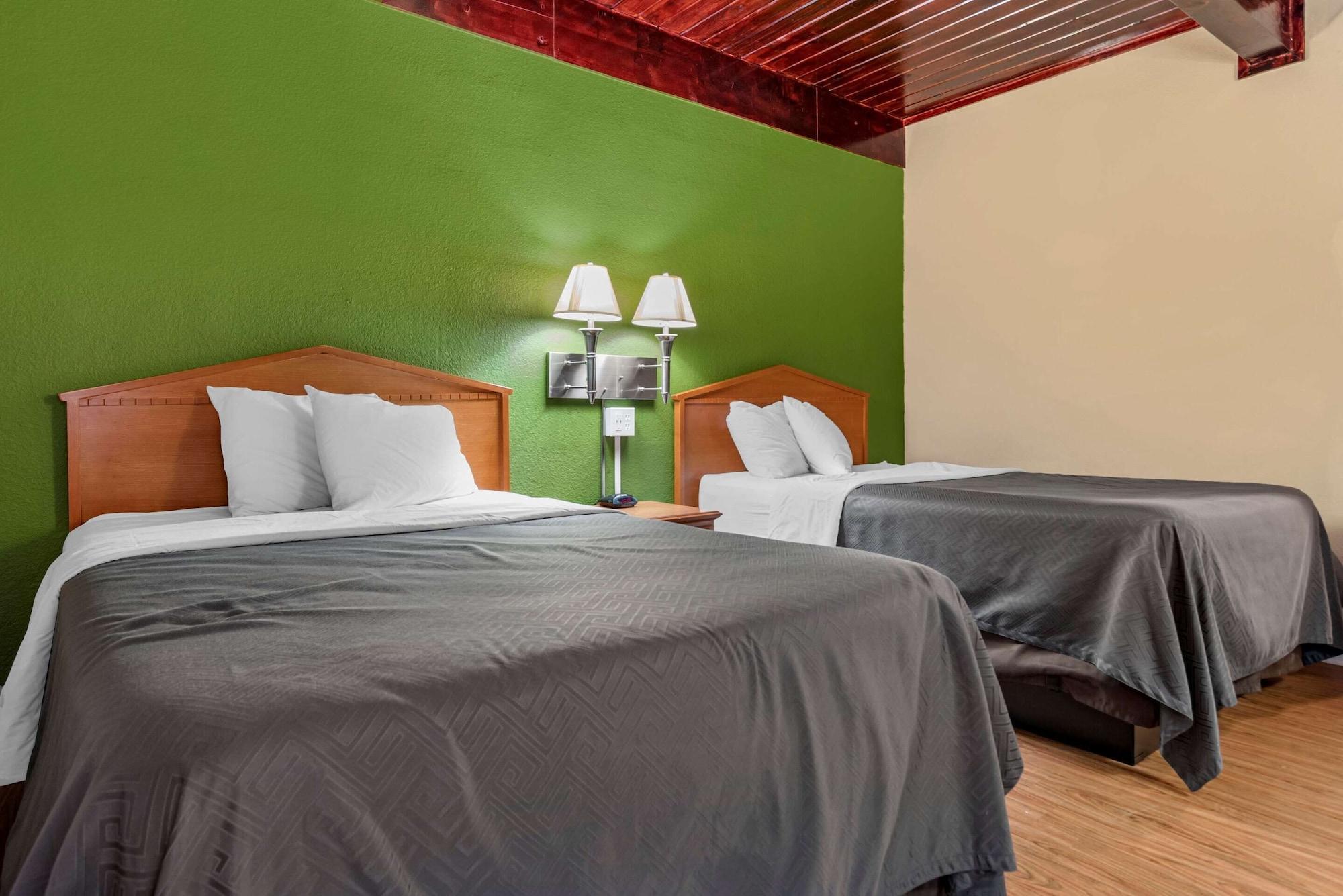 Econo Lodge Tallahassee Near Capital -University Екстериор снимка
