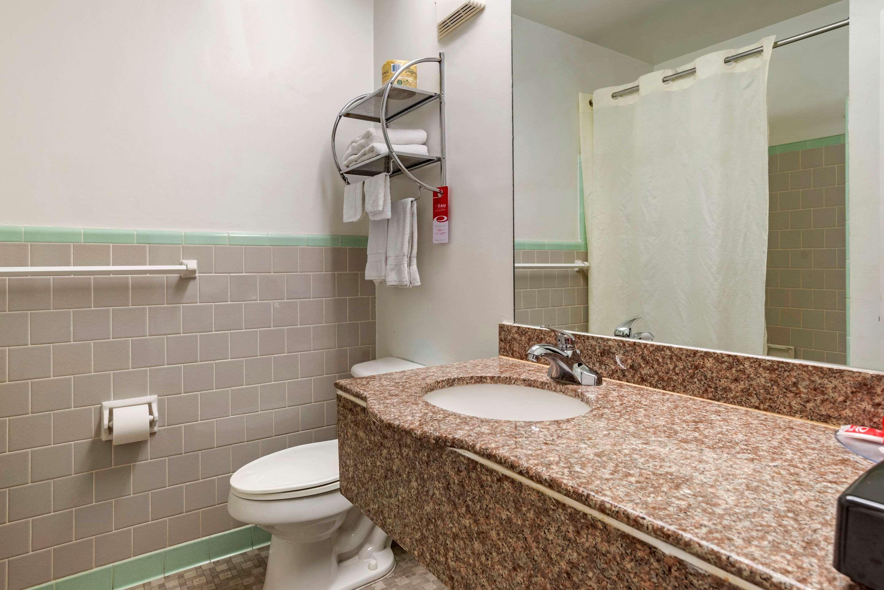 Econo Lodge Tallahassee Near Capital -University Екстериор снимка