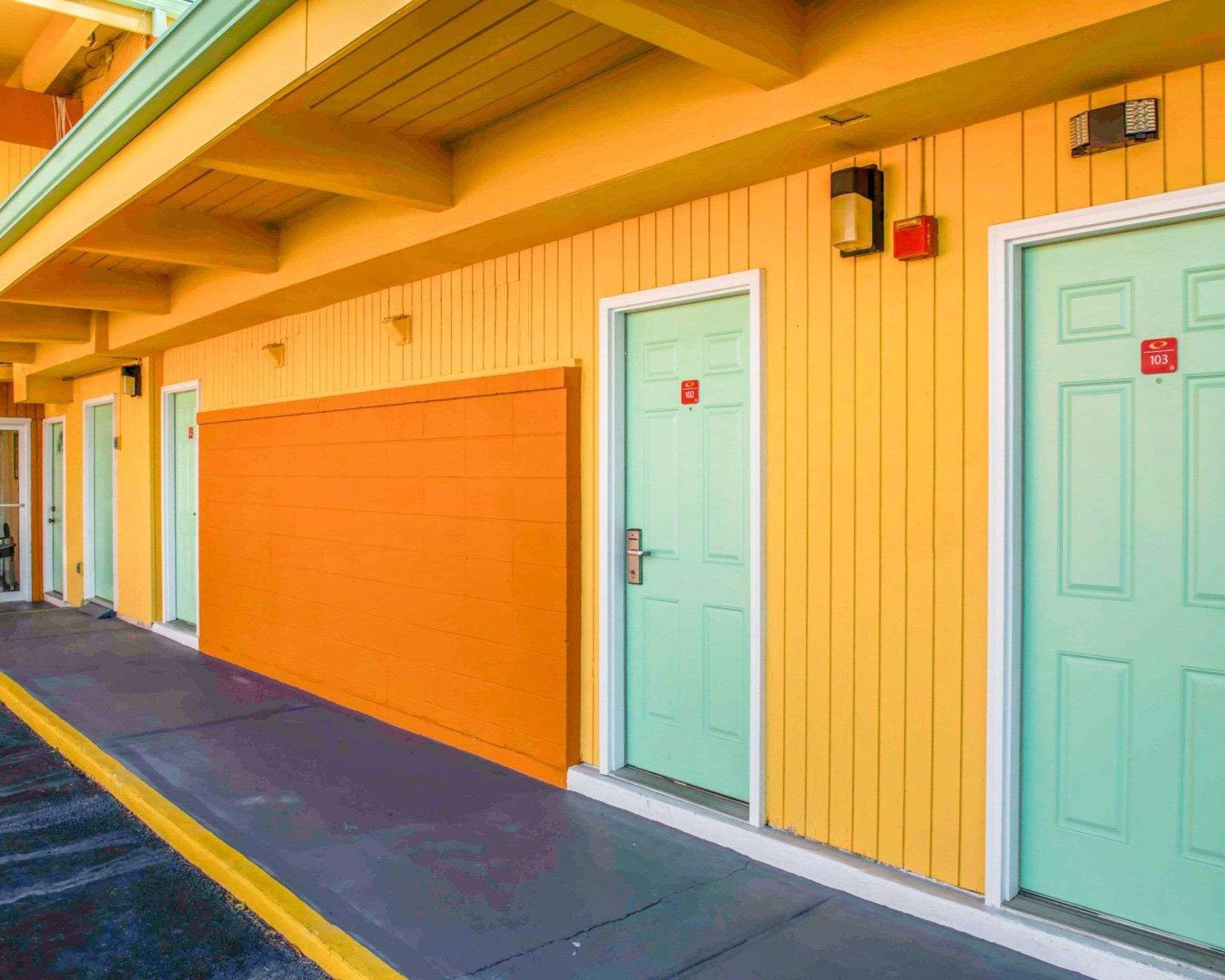 Econo Lodge Tallahassee Near Capital -University Екстериор снимка