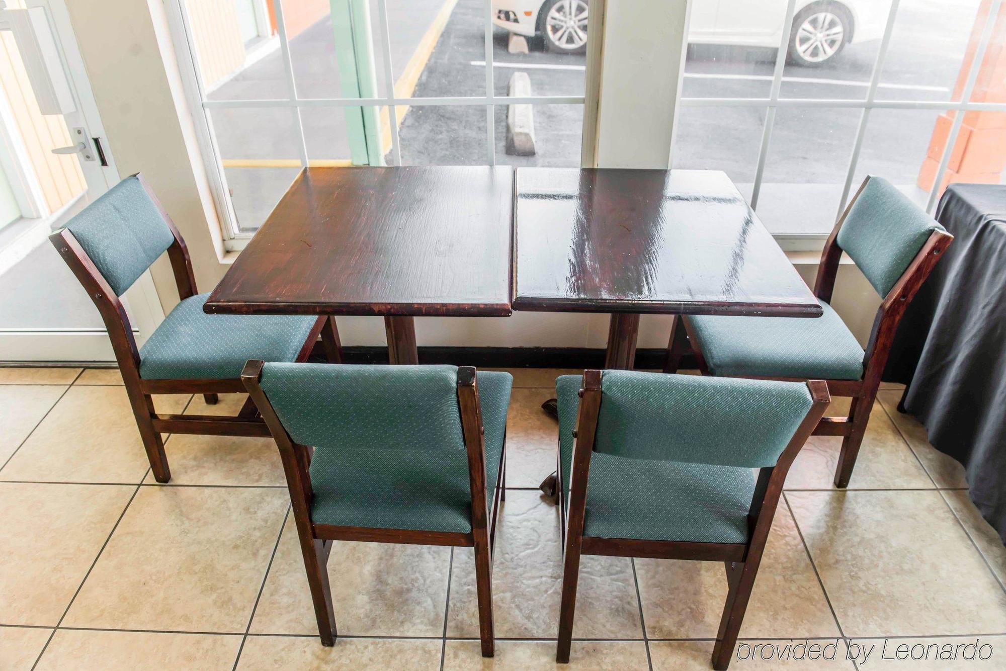 Econo Lodge Tallahassee Near Capital -University Екстериор снимка
